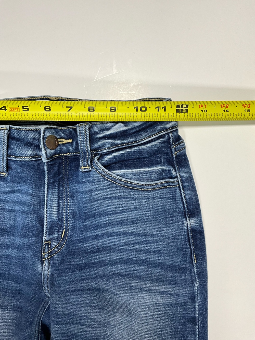 KanCan Signature Distressed Mid-Rise Stretch Cropped Jeans Size 24 VBK1488A - Picture 6 of 14